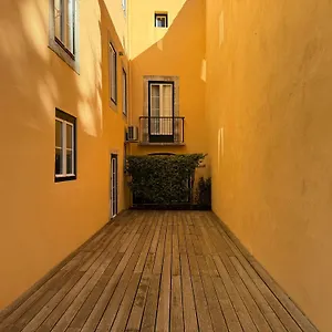 Metropolitan Living - Laranjeiras , Lisboa Portugal